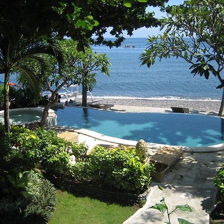 Double One Villas Amed  Room photo