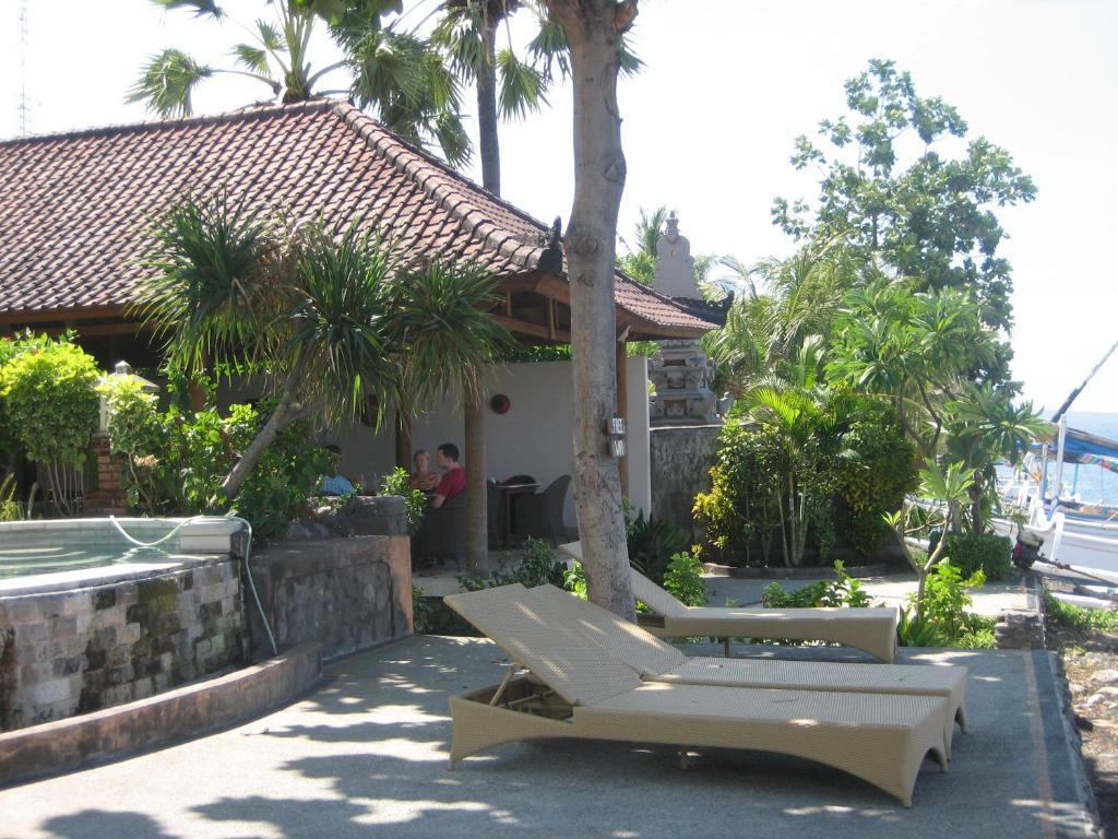 Double One Villas Amed  Exterior photo